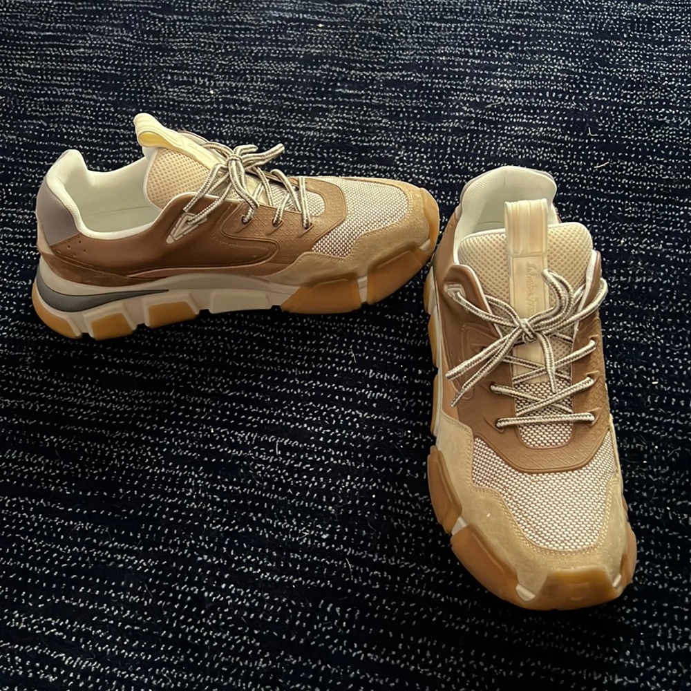 Stylish Brown and Cream Men's Sneakers